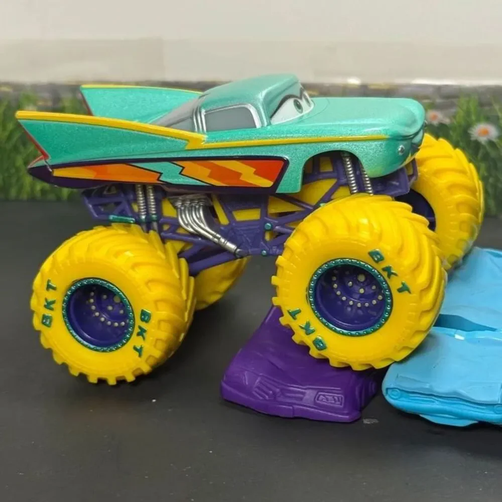 Disney Pixar Cars Custom Monster Truck RTC Flo 20th Anniversary 1:64 Monster Jam
